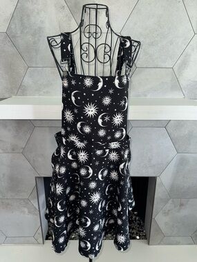 Hot Topic Black & White Celestial Skirtall Mini Dress Juniors Size Large